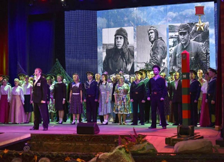 18 октября 2019 в рамках празднования 75-летия освобождения Советского Заполярья в ДК им.С.М.Кирова состоялся большой праздничный концерт.