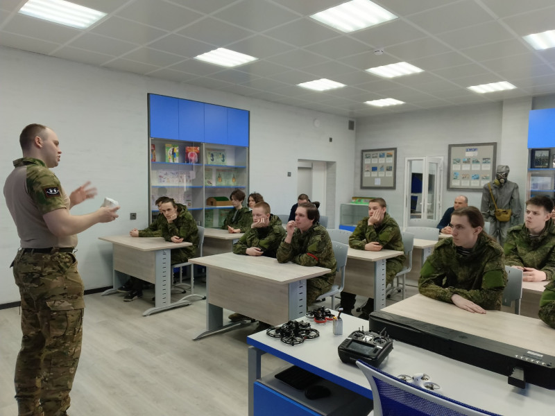 С 19 мая 2025 года в УМЦ «Авангард» стартовала 57-я смена - учебные сборы для учащихся 10 классов г. Апатиты.