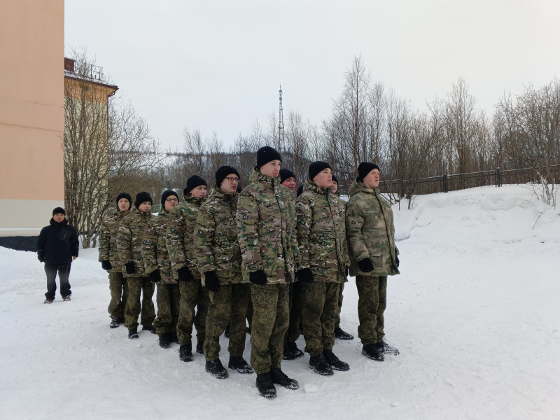 18.03.2025 года началась 51-я военно-патриотическая смена на базе Центра «Авангард» для участников «Движения первых» г. Кировска.